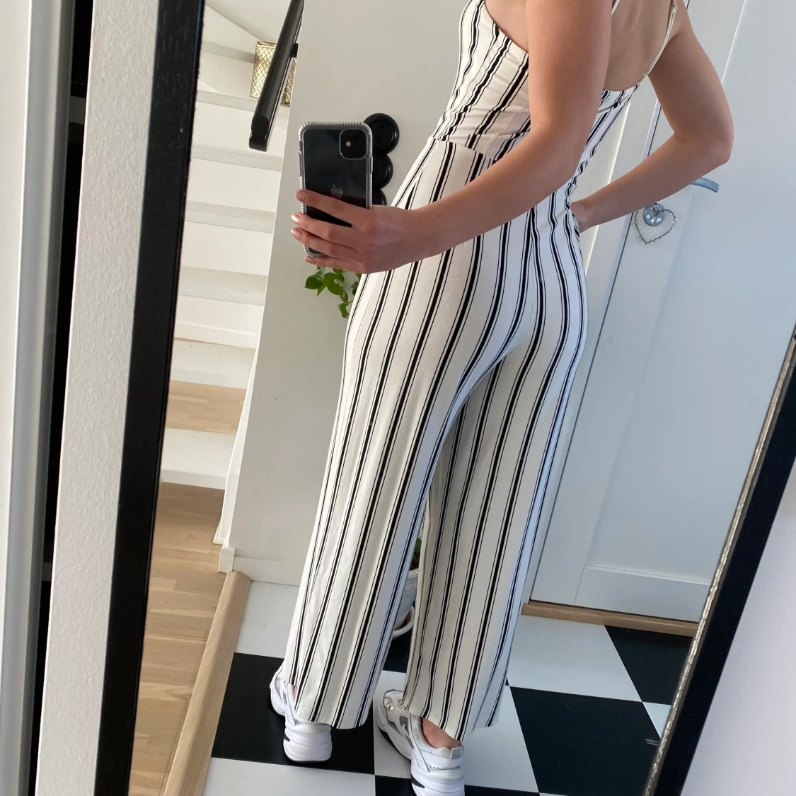 En randig jumpsuit, perfekt passform  - 90