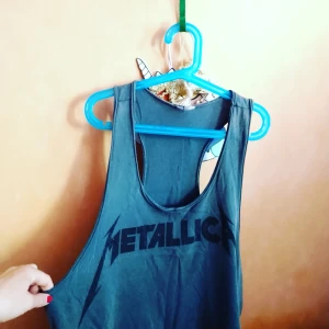 Metallica Vintage  - Linne storlek S kan mötas upp i Stockholm eller så står köpare för frakt ca 30 kronor 