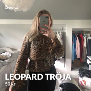 Leopard blus - Aldrig använd passar typ XXS-Mindre M