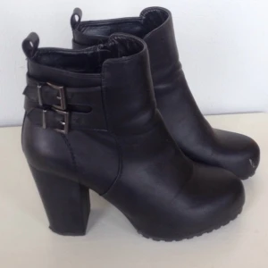  - Näst intill oanvända. 