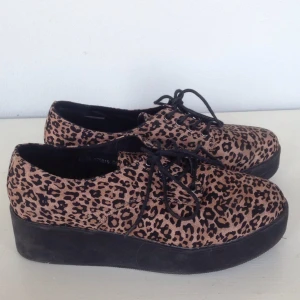  - Svincoola skor från din sko. Använda ett fåtal gånger. 