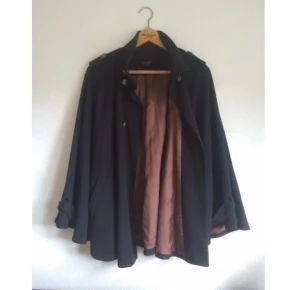  - Poncho från Top shop