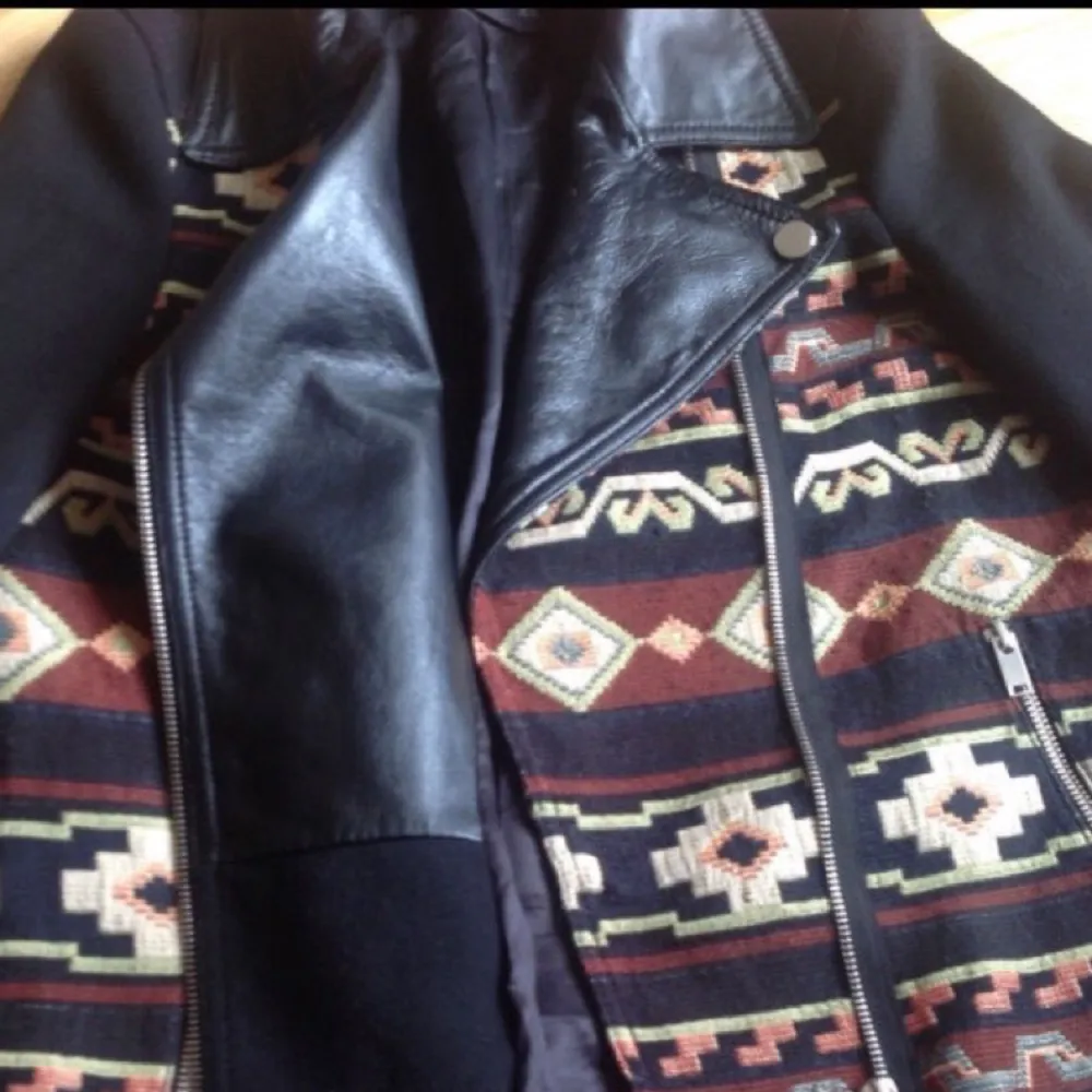 Brand new bohemian jacket from Zara. . Jackor.