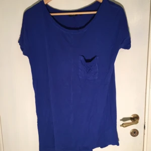  - Over sized t-shirt, passar upp till M