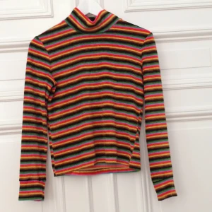  - Cool randig tröja 