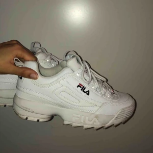  - använda mindre än 10 gånger. små i storleken men märks inte av så mycket efter ett tag. FRAKT INGÅR 