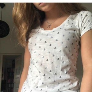  - Säljer en fins och luftig tröja från L.O.G.G. Jätte skön och fint mönster men jag behöver rensa i min garderob.   frakt tillkommer och jag tar swish :)