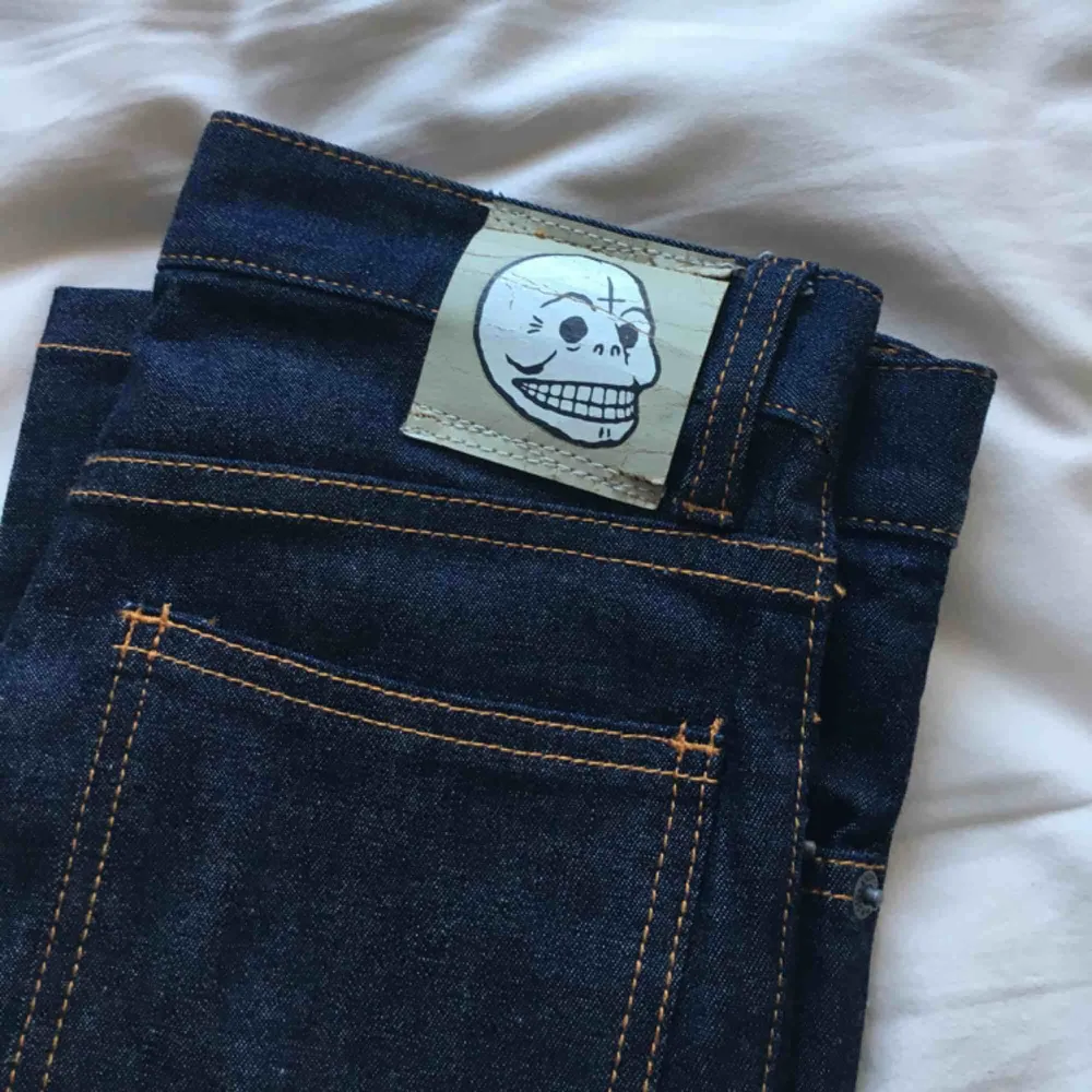 Cheap Monday jeans . Jeans & Byxor.
