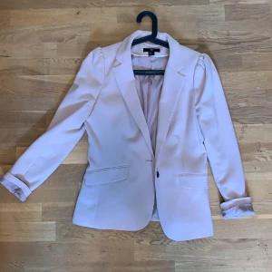 Ljusrosa kvar strl 40 - Fr H&M