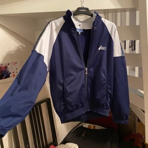 Kofta  - Frakt: 66kr, hör av dig för intresse eller frågor💞💞