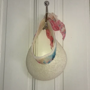 Solhatt👒 - Säljer denna solhatt från Kroatien😁 Aldrig andvänd✨🤗  Köparen står för frakten. 