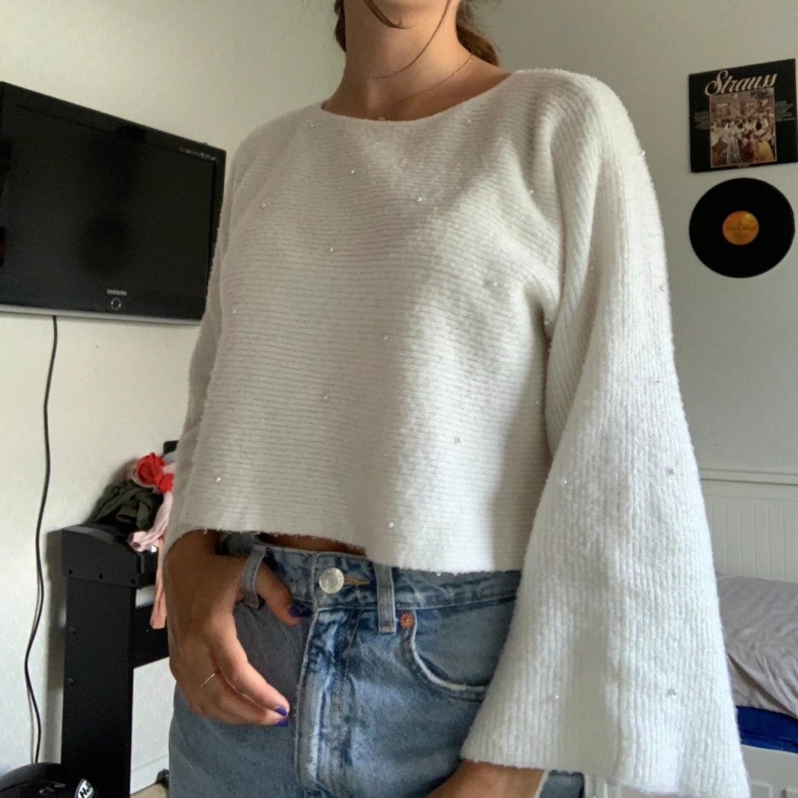 Vit stickad pärlad tröja - 91