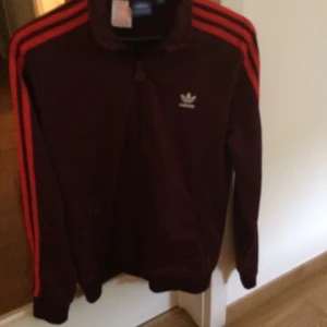 Adidas  - Adidas jacka