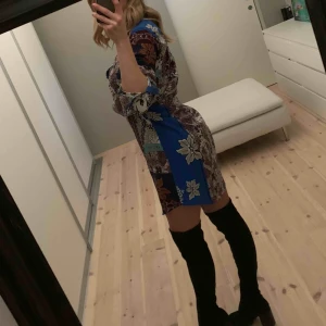  - Skjortklänning från River Island. Använd 1 gång. 🚚36kr betalas av köpare