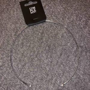  - Nytt halsband Inköpt för 129 kr Säljer för 50 kr 📬Kan skickas mot fraktkostnad(11 kr) 📍Kan mötes upp i Mölnlycke/Göteborg 