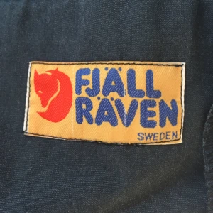  - Sliten, härlig Fjällräven 