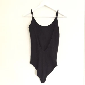  - Köpt här på plick men för liten, passar XS - S 