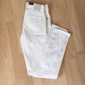 Vita jeans från Ralph Lauren. Stl W26