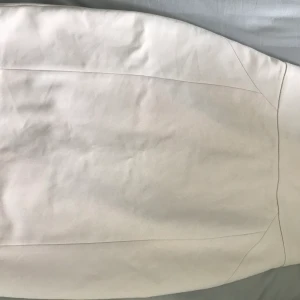 Kjol storlek 34 - En helt oanvänd kjol ifrån hm storlek 34 150kr +frakt