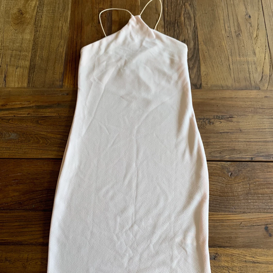 Ljusrosa Bohoo klänning Petite