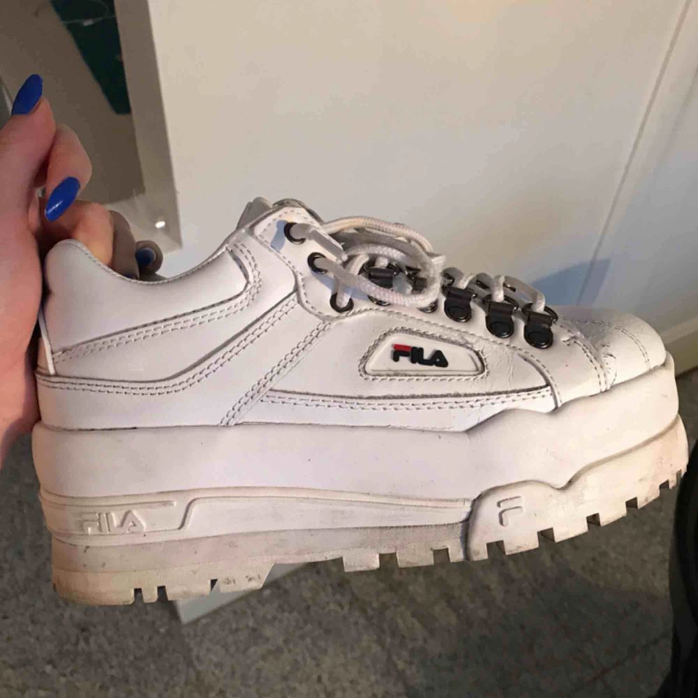 Fila mina shop