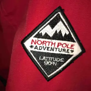 North pole jacka dam❤️ köpt för 1500kr+