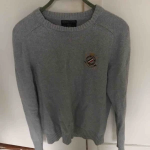  - Bra skick Morris tröja, relativt ny.