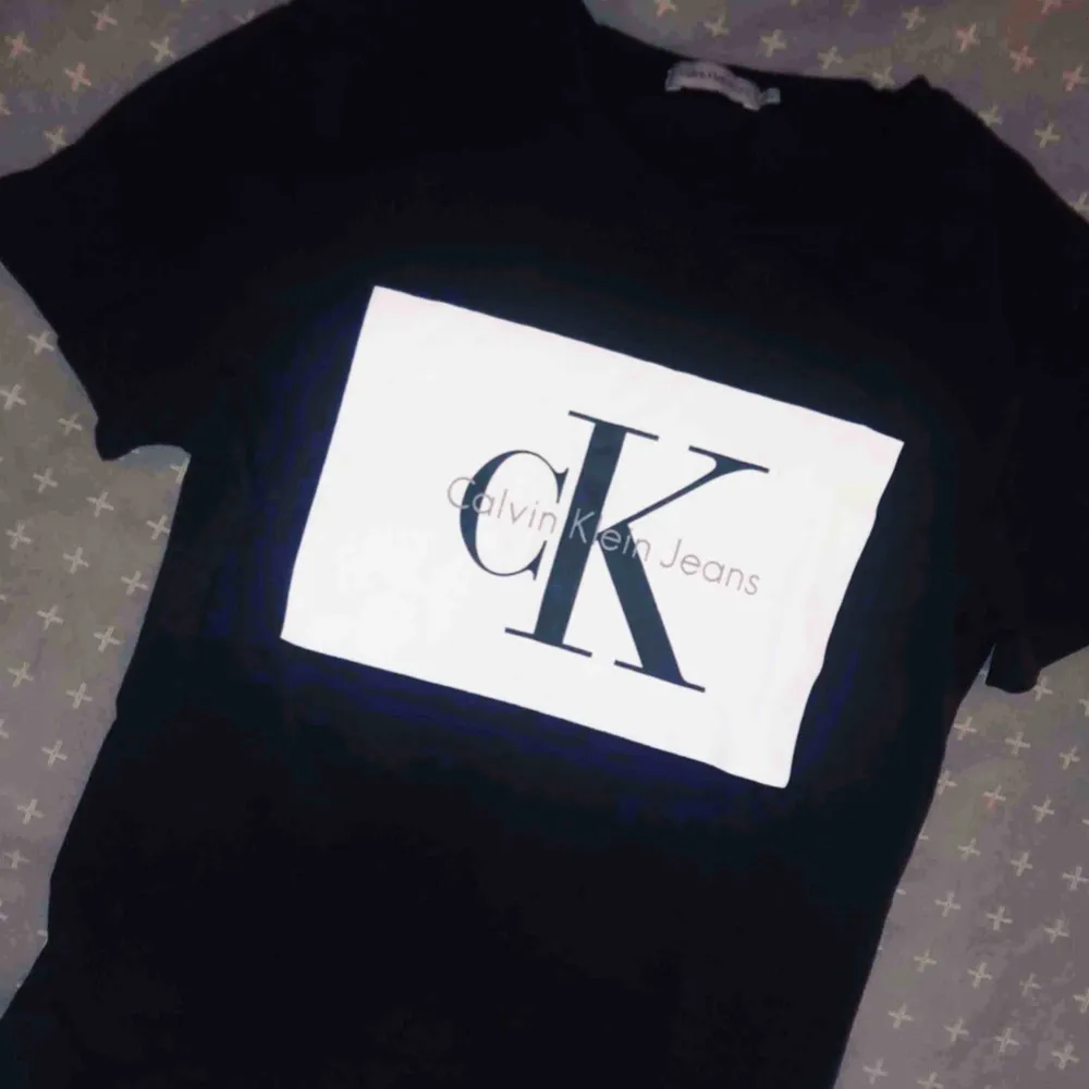 Calvin Klein t-shirt. T-shirts.