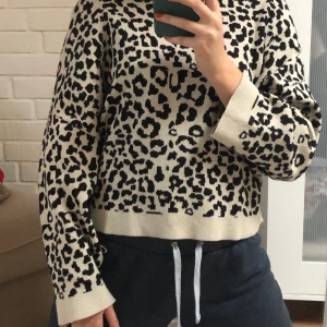 Mysig, varm och härlig tröja från Gina Tricot. - Använd ett fåtal gånger, super bra skick! 