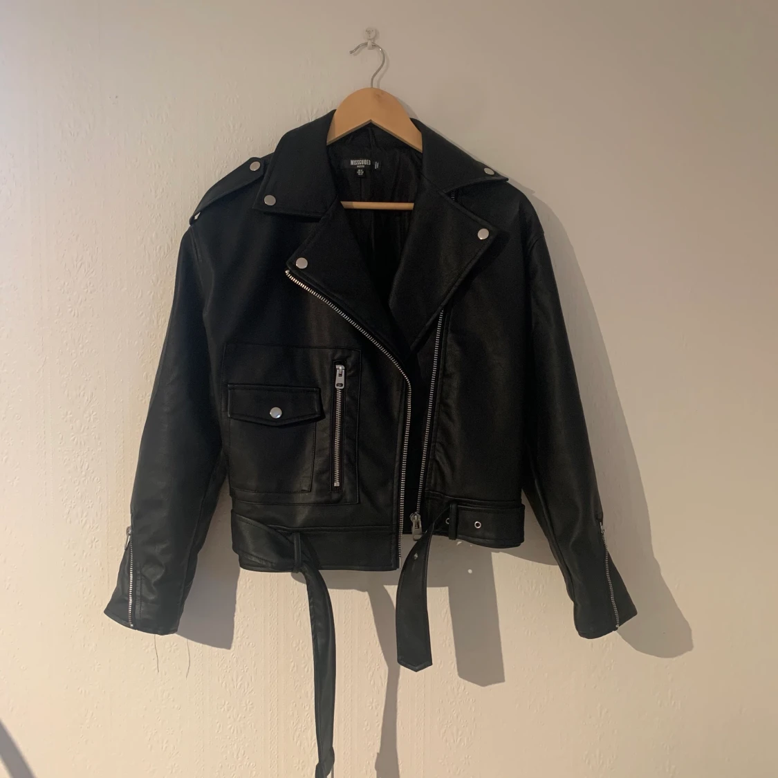 Oversized skinnjacka - 90