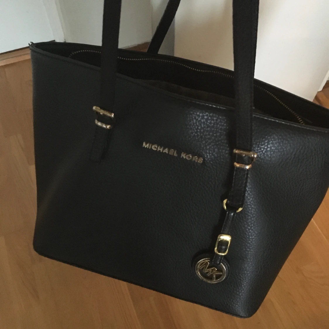 Michael kors väska  - 90