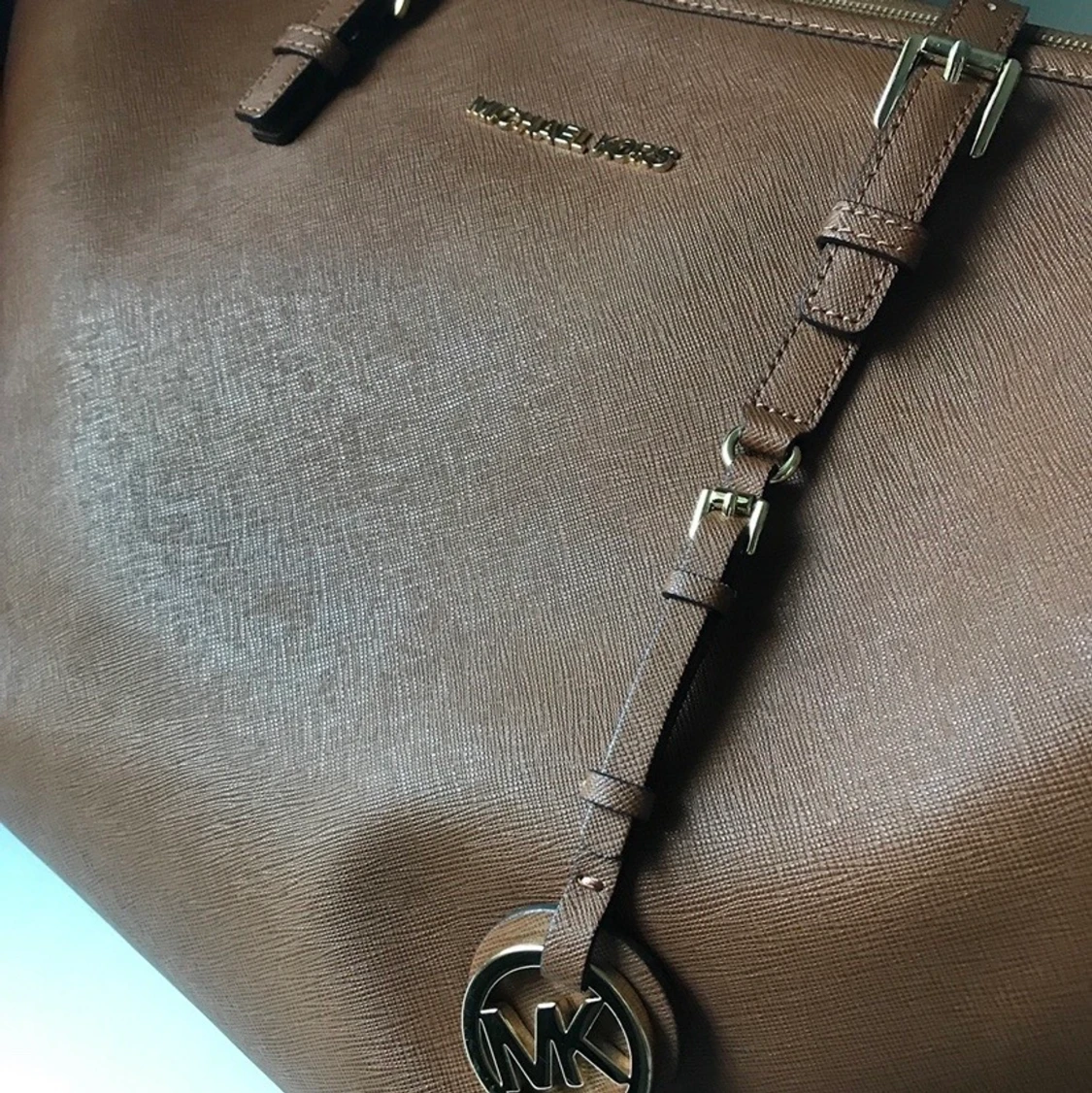 Michael Kors väska  - 90