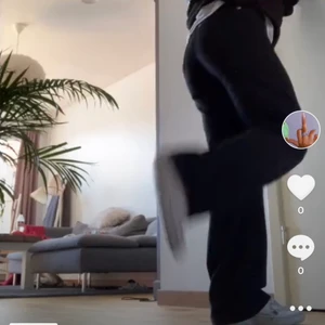 vida jeans - säljer nu mina svarta vida jeans i storlek 36, då jag inte använder de längre, kan absolut tänka mig att sänka pris!