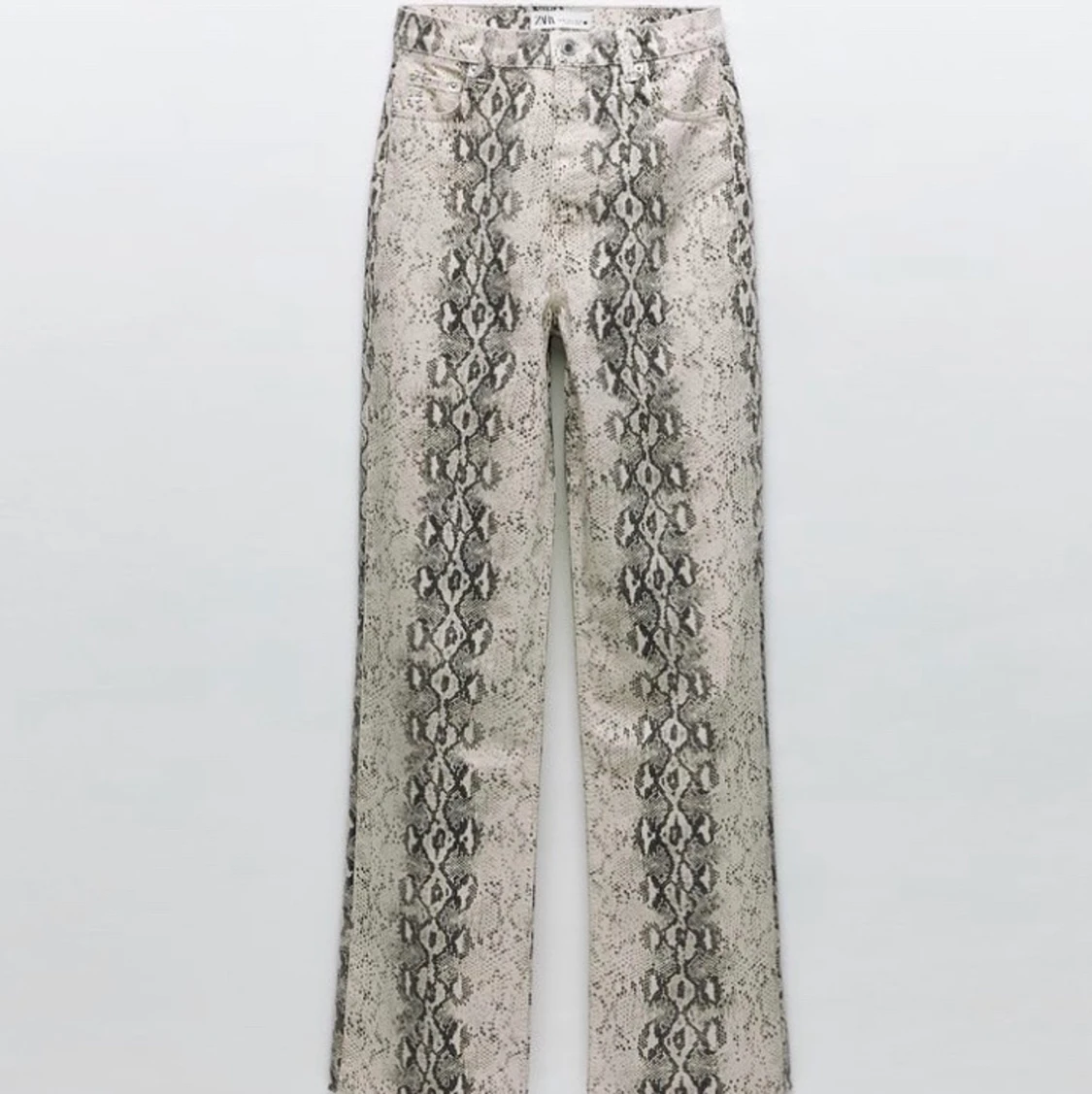 Snake print jeans  - 90