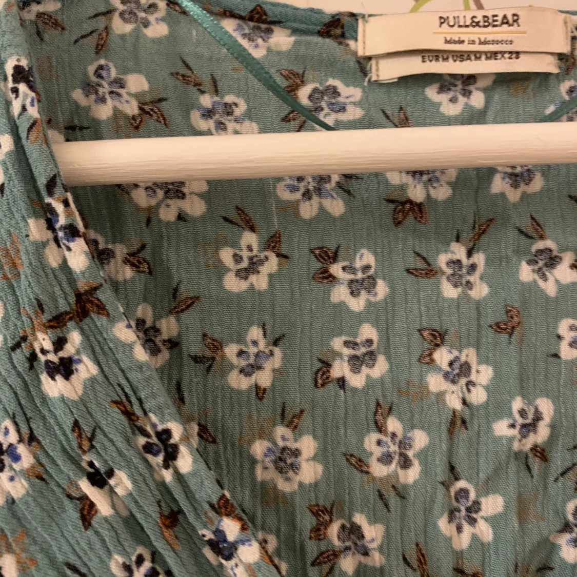 Blommig blus från Pull&Bear! - 90