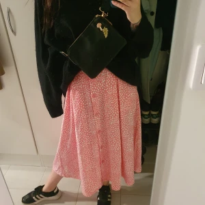 Monki kjol - Kjol från Monki I storlek S,  aldrig använd pga fel storlek.