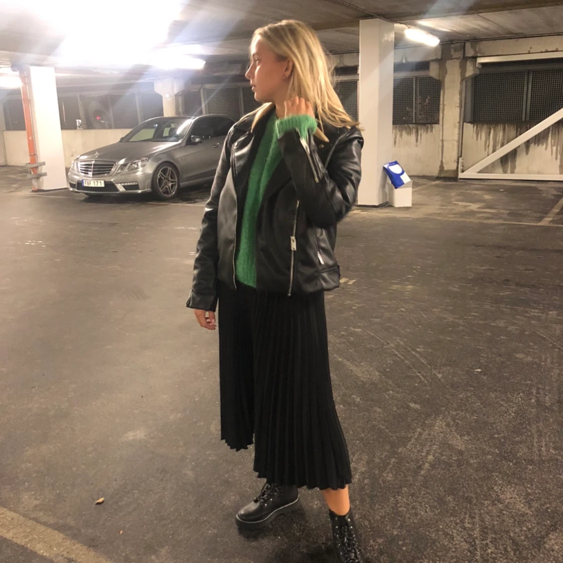 Grön stickad tröja - 90