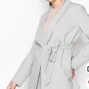 Kappa - OBS lånad bild, plagget ser exakt ut som bild, storlek S, i nästan ny skick