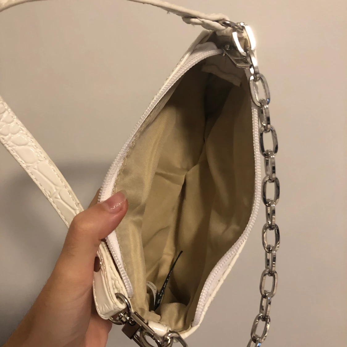 Vit handväska - 90