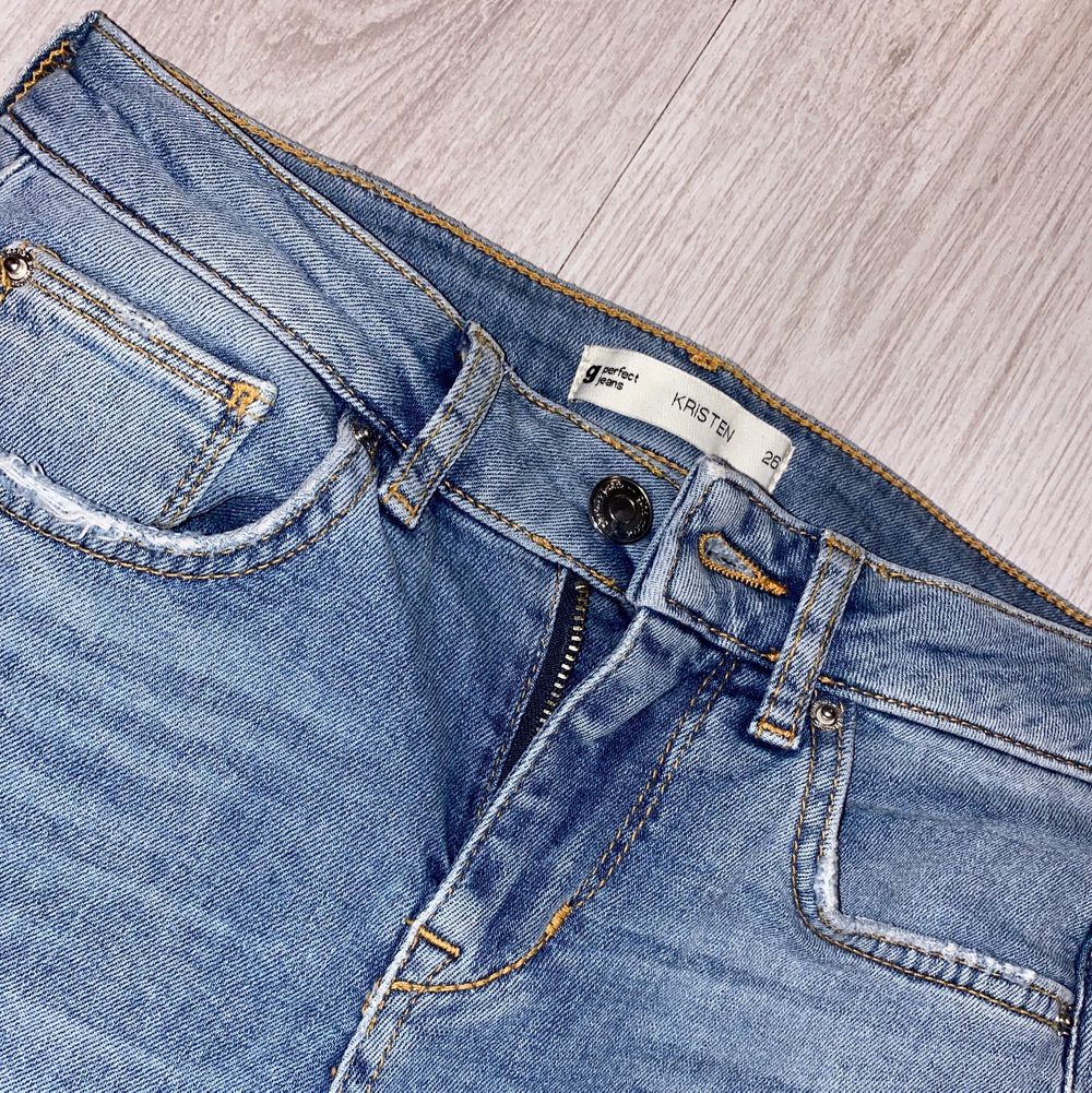 KRISTEN JEANS - Gina Tricot | Plick Second Hand