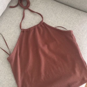 Populärt linne - Ett jätte fint linne ifrån BikBok