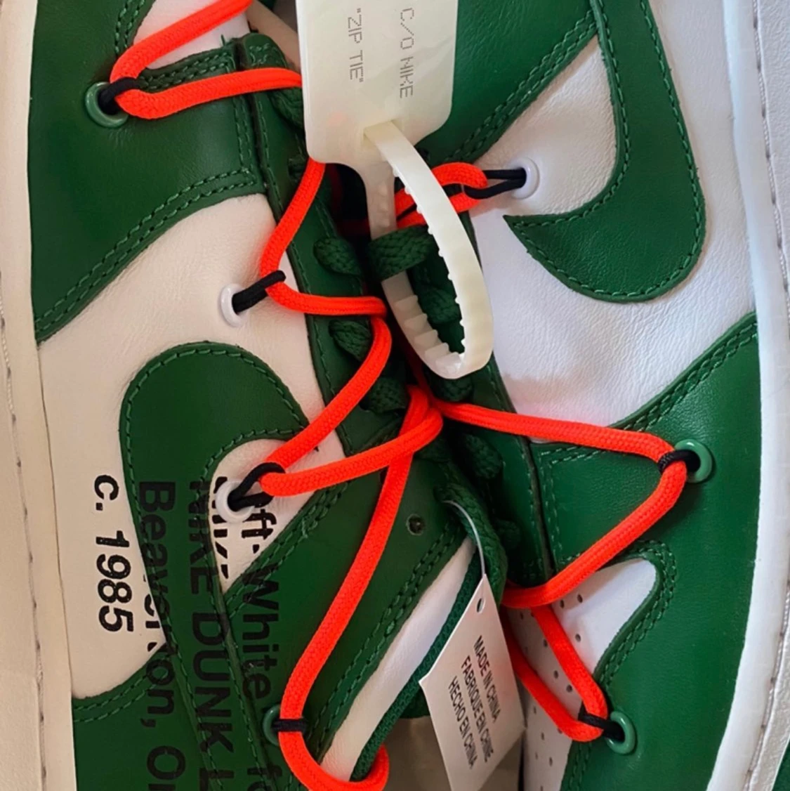 OFF WHITE DUNKS 37