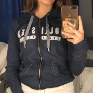 Kofta - En Hollister kofta 