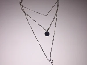 Coolt halsband - Coolt halsband i silver. E-girl vibe.