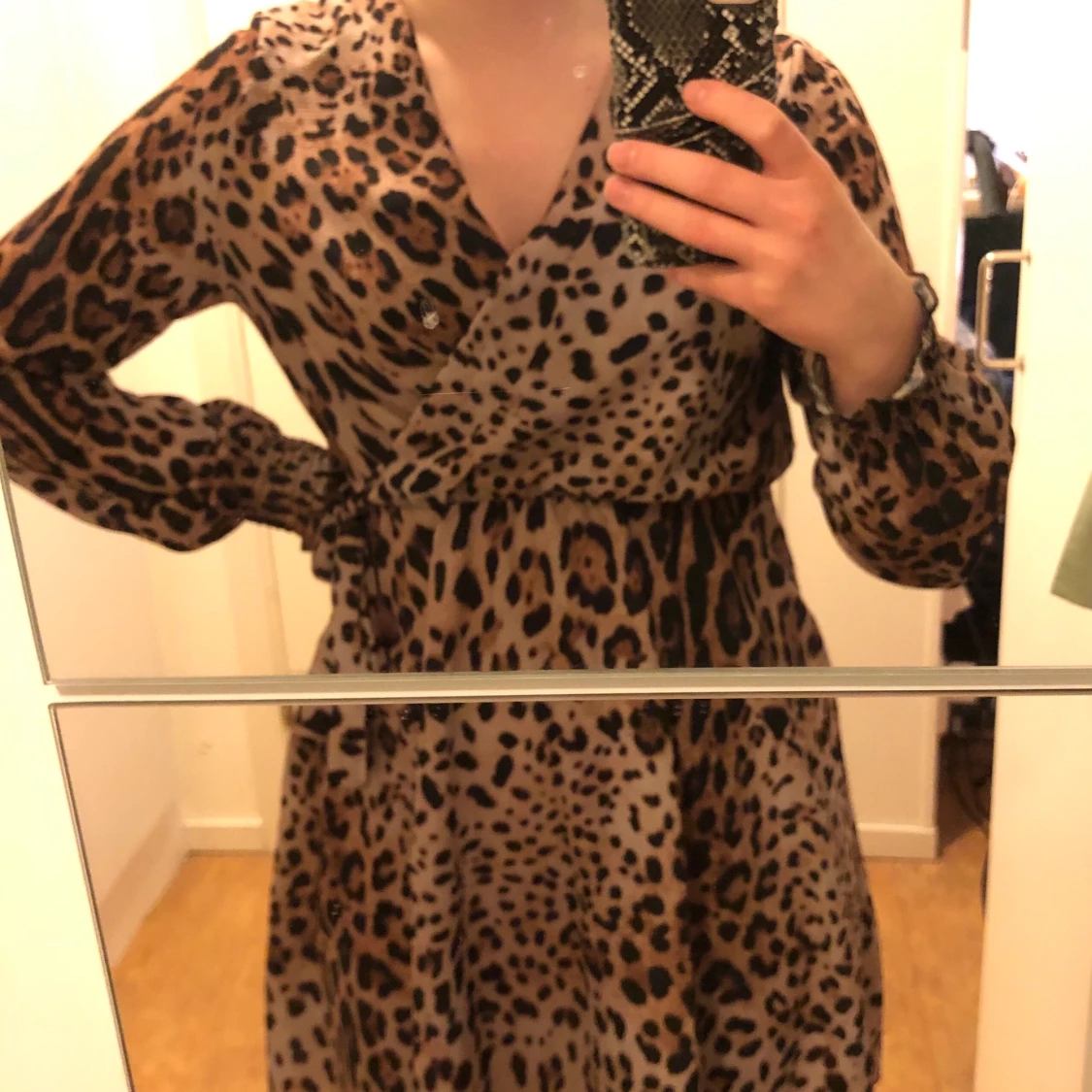 Leopard klänning 