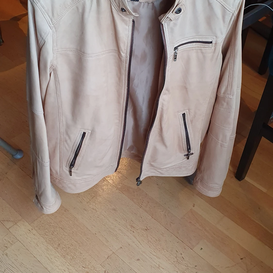 Söt unique Pure leather jacka från p