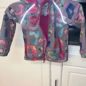 Höst/vårjacka  - Fin Höst/vårjacka 