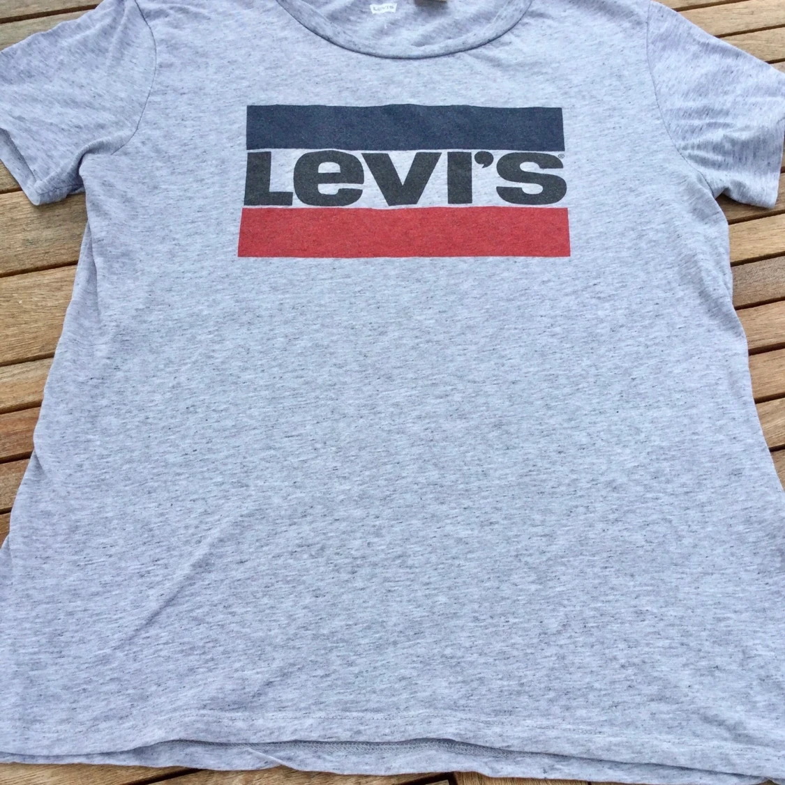 Levis T-shirt