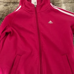 Adidas kofta - En rätt använd adidas kofta 