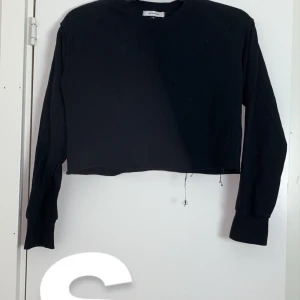 Chiquelle tröja  - Storlek S. Använd någon få gång. Frakten ingår i priset